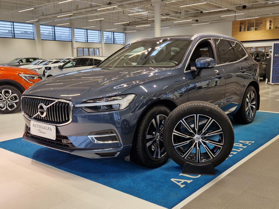 VOLVO XC60 2021
