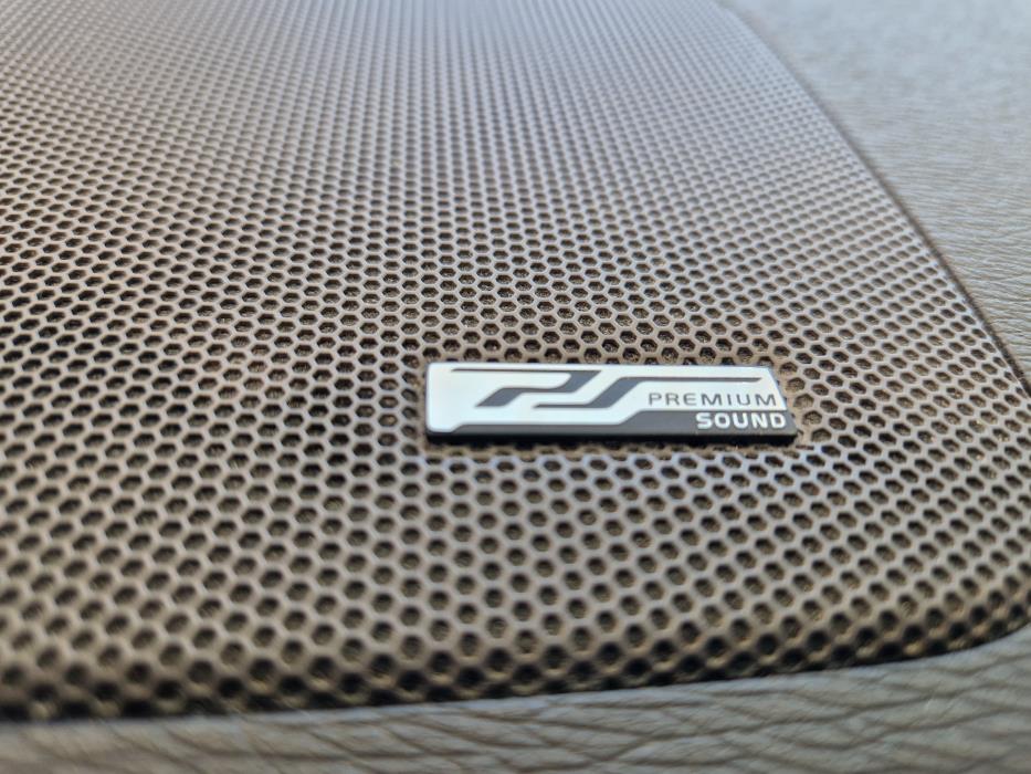VOLVO XC70 2011
