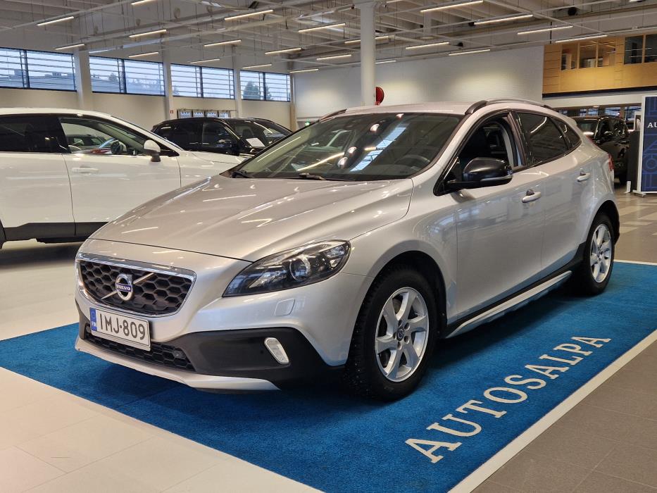 VOLVO V40 Cross Country 2016