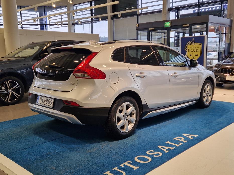 VOLVO V40 Cross Country 2016