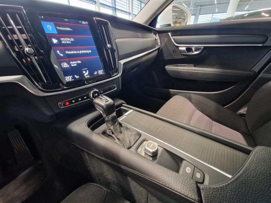 VOLVO S90 2017