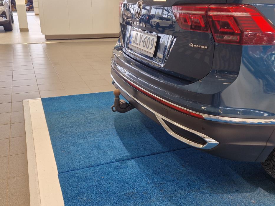 VOLKSWAGEN Tiguan 2021