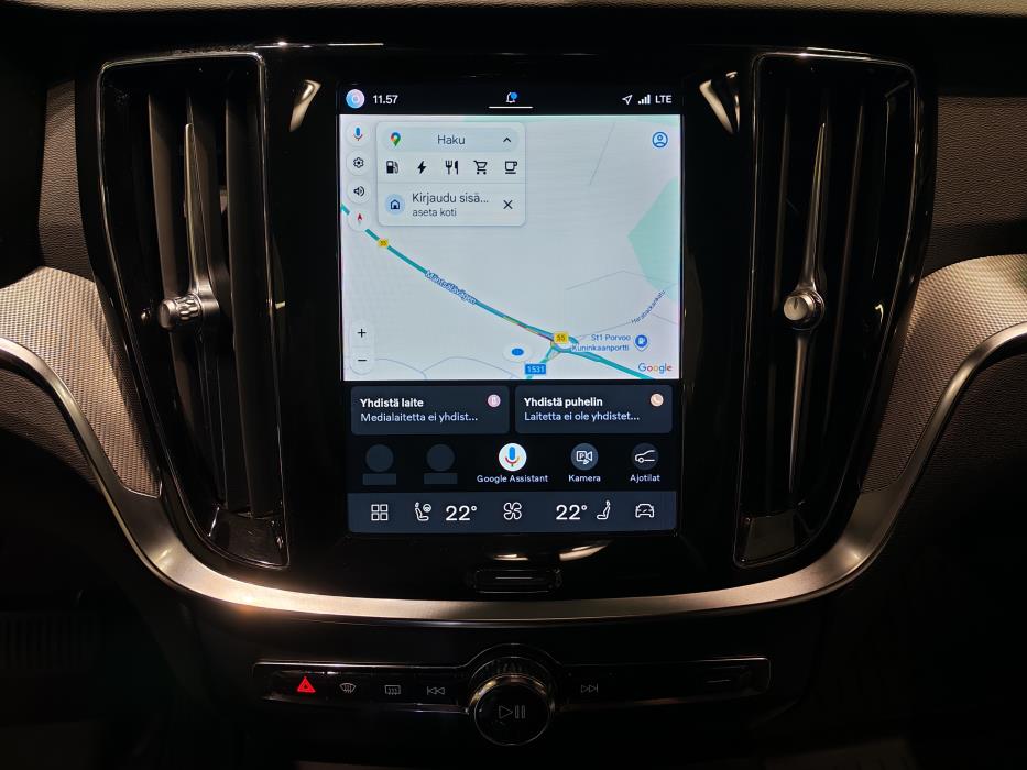 VOLVO V60 2024