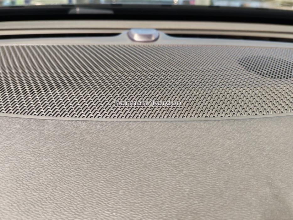 VOLVO V60 2024