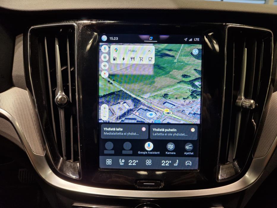 VOLVO V60 2024