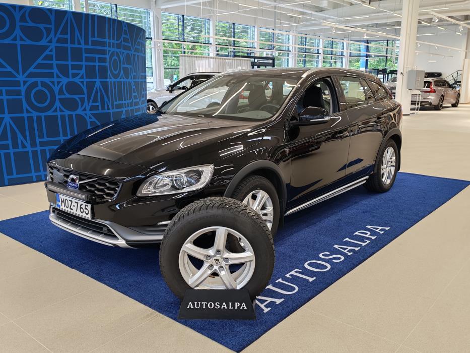 VOLVO V60 Cross Country 2016