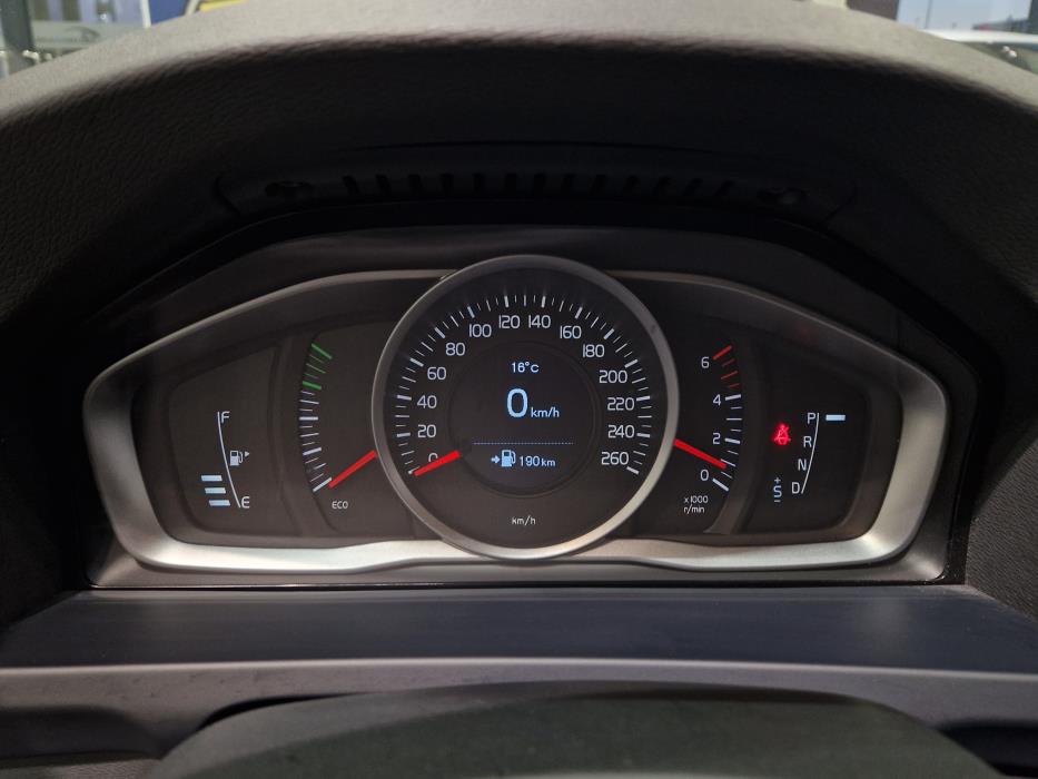 VOLVO V60 Cross Country 2016