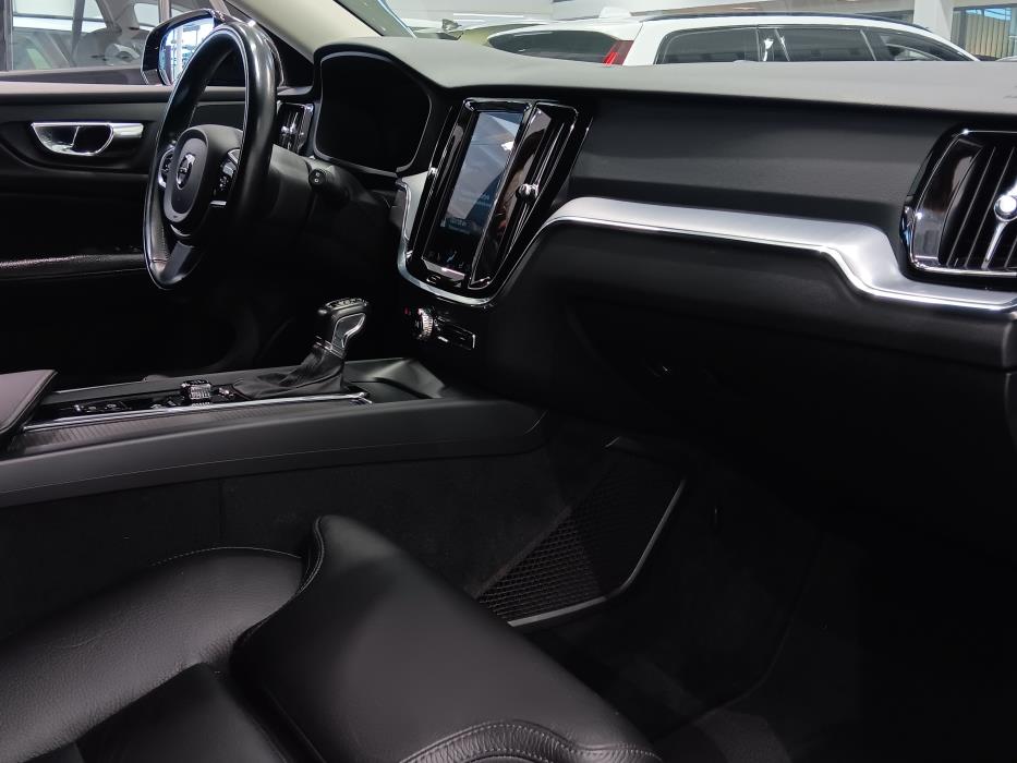 VOLVO V60 Cross Country 2020