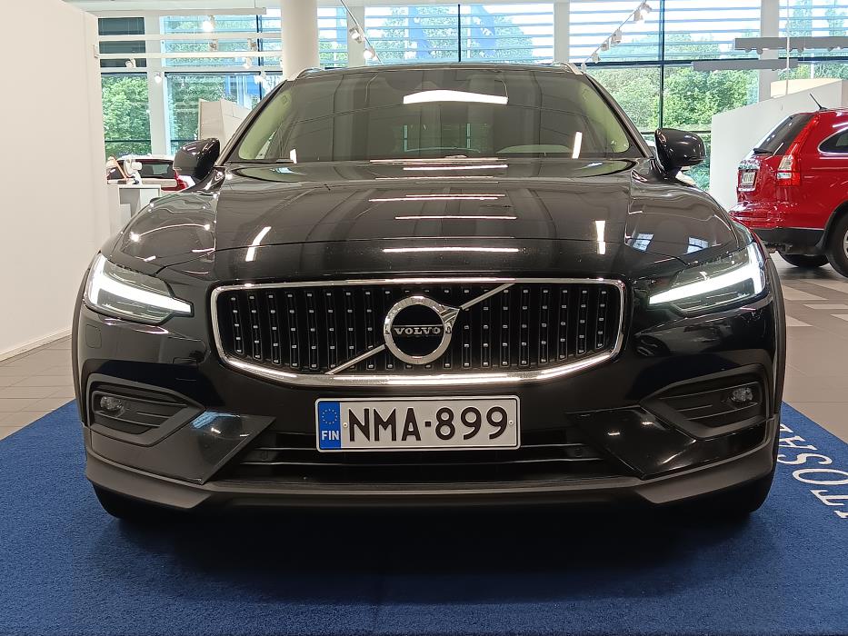 VOLVO V60 Cross Country 2020