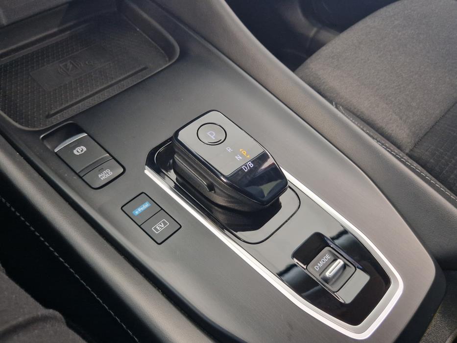 NISSAN Qashqai 2024