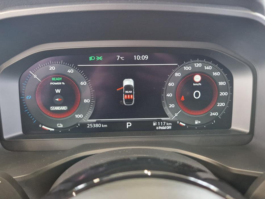 NISSAN Qashqai 2024