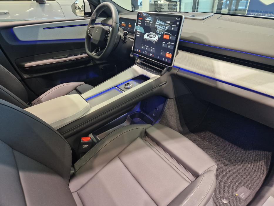 POLESTAR 4 2026