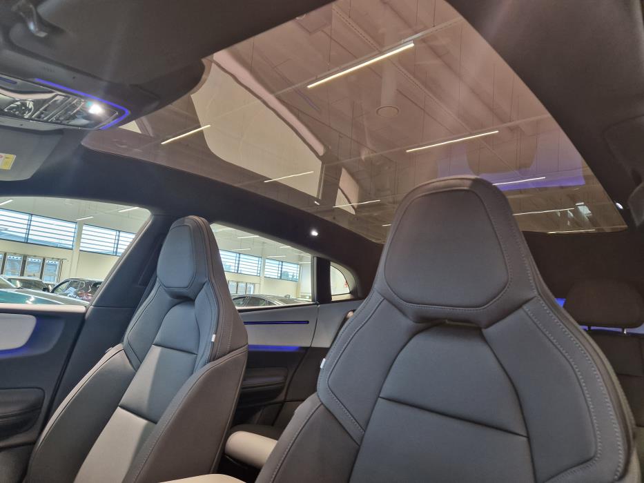POLESTAR 4 2026