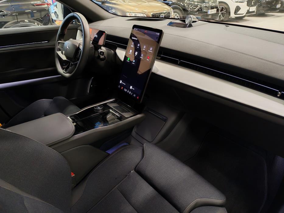 POLESTAR 3 2024