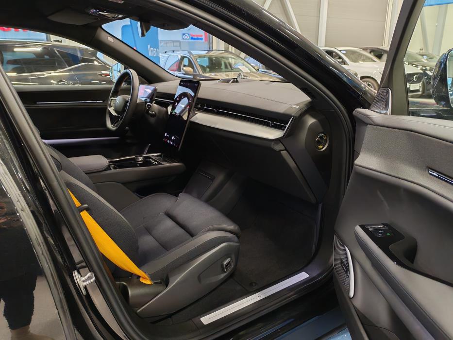 POLESTAR 3 2024