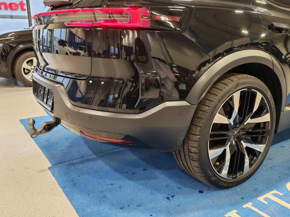 POLESTAR 3 2024