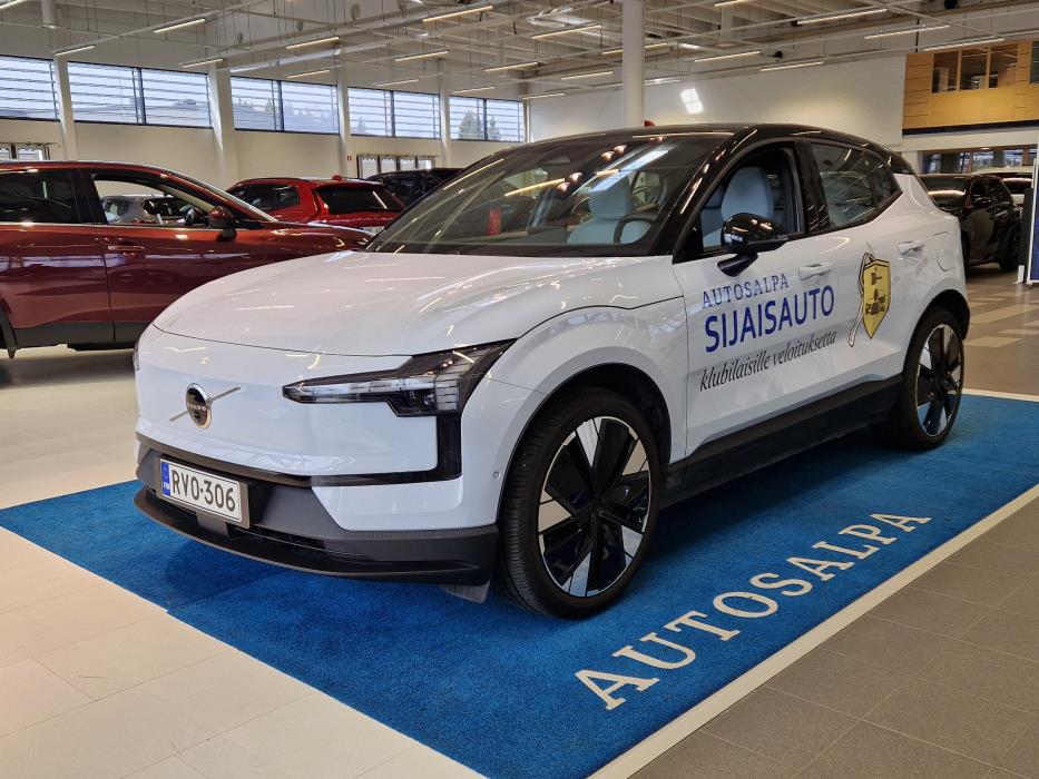 VOLVO EX30 2025