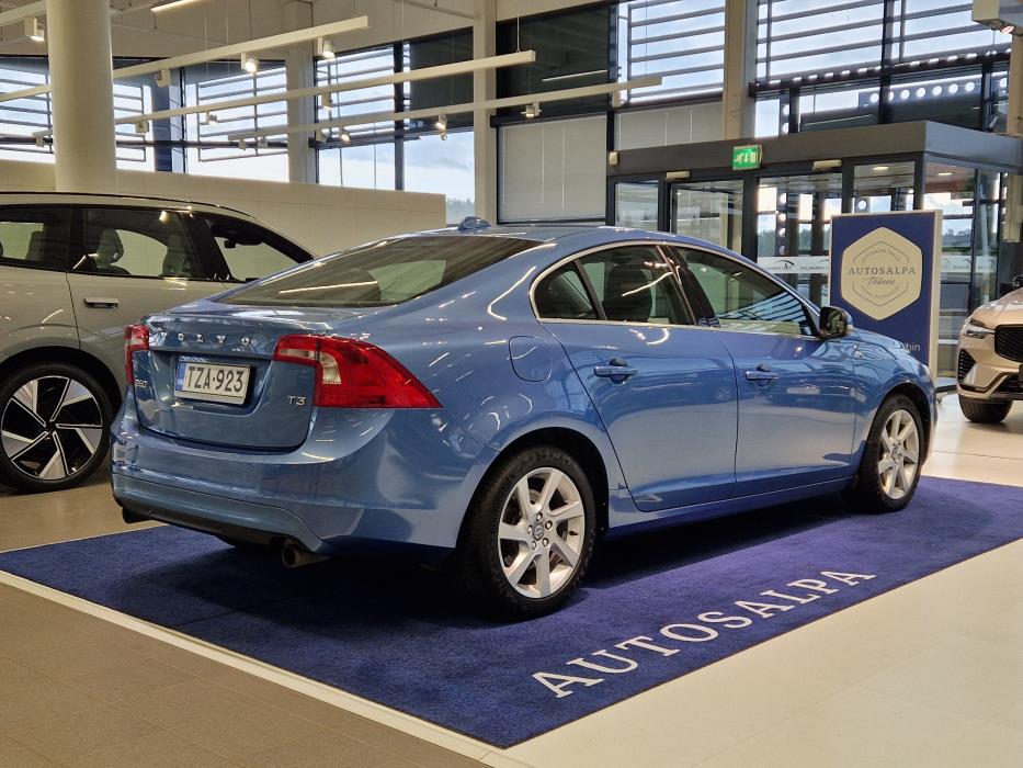 VOLVO S60 2014