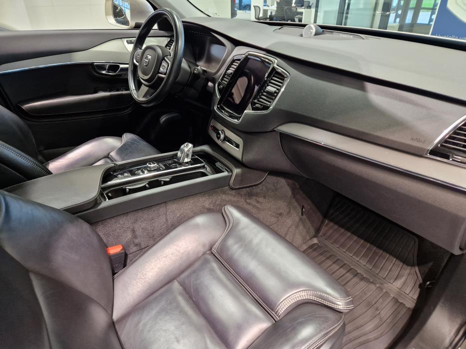 VOLVO XC90 2017