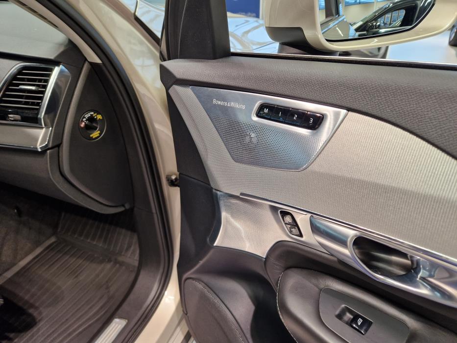 VOLVO XC90 2017