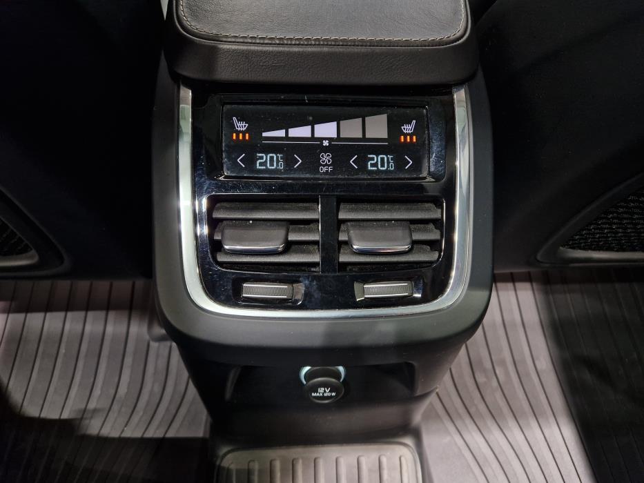 VOLVO XC90 2017