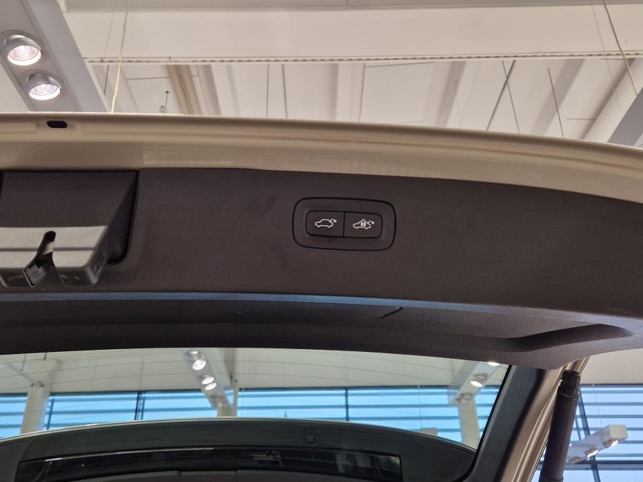 VOLVO XC90 2017