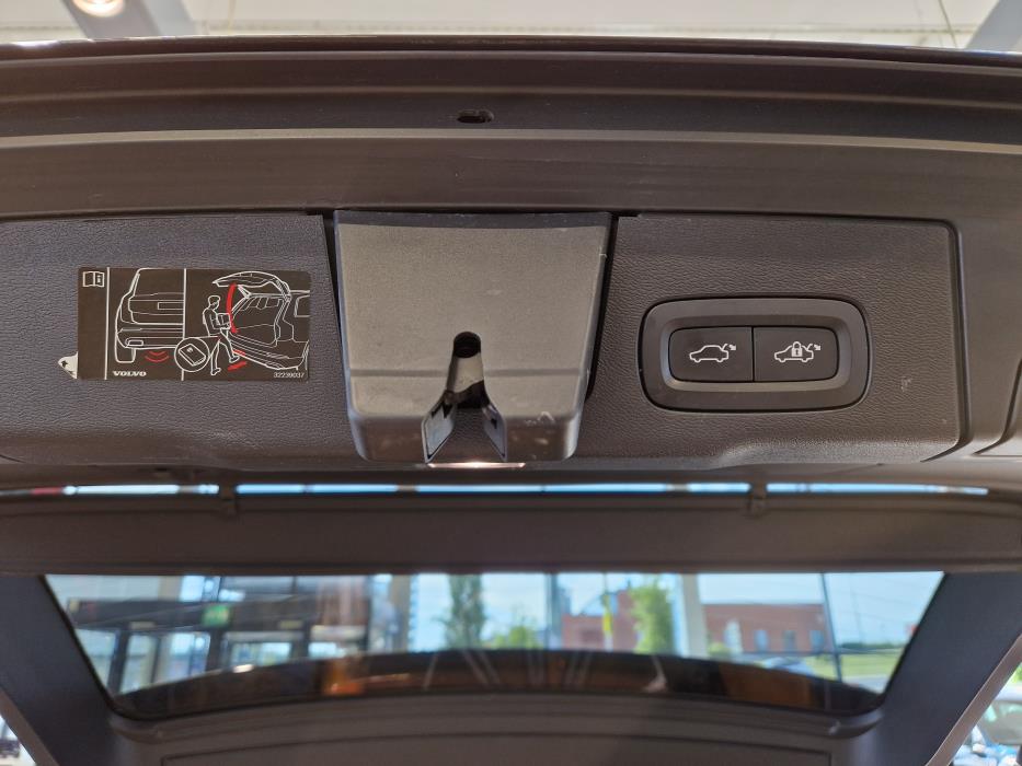 VOLVO XC60 2021