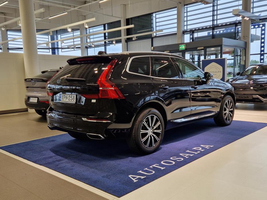 VOLVO XC60 2021