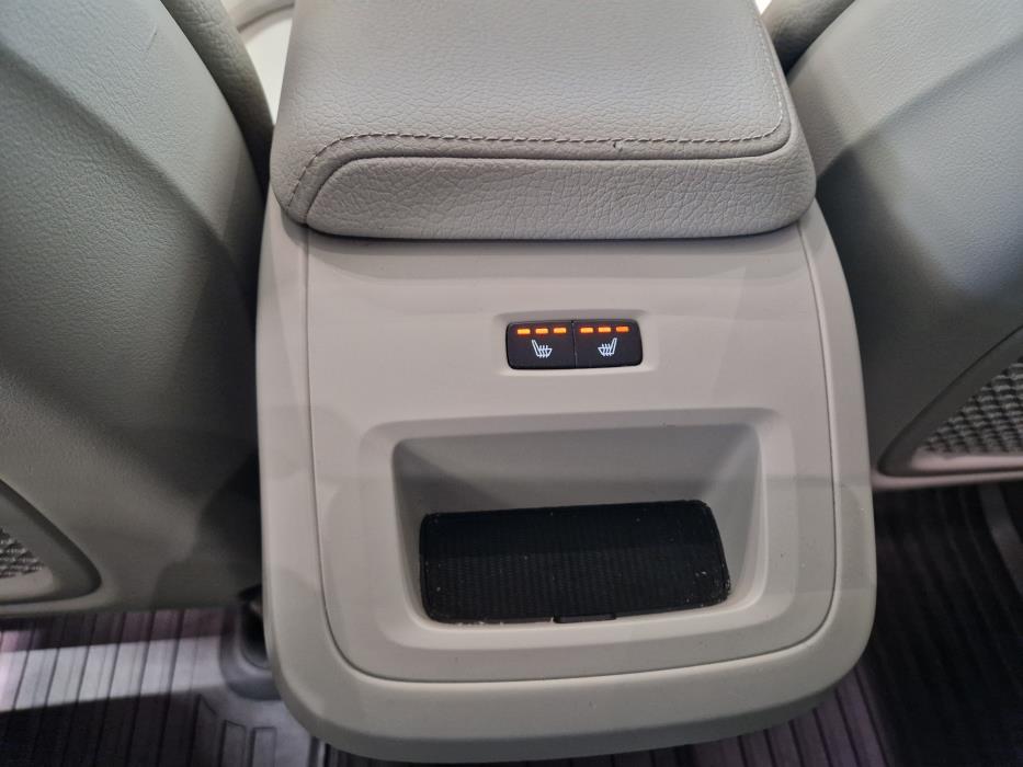VOLVO XC60 2021