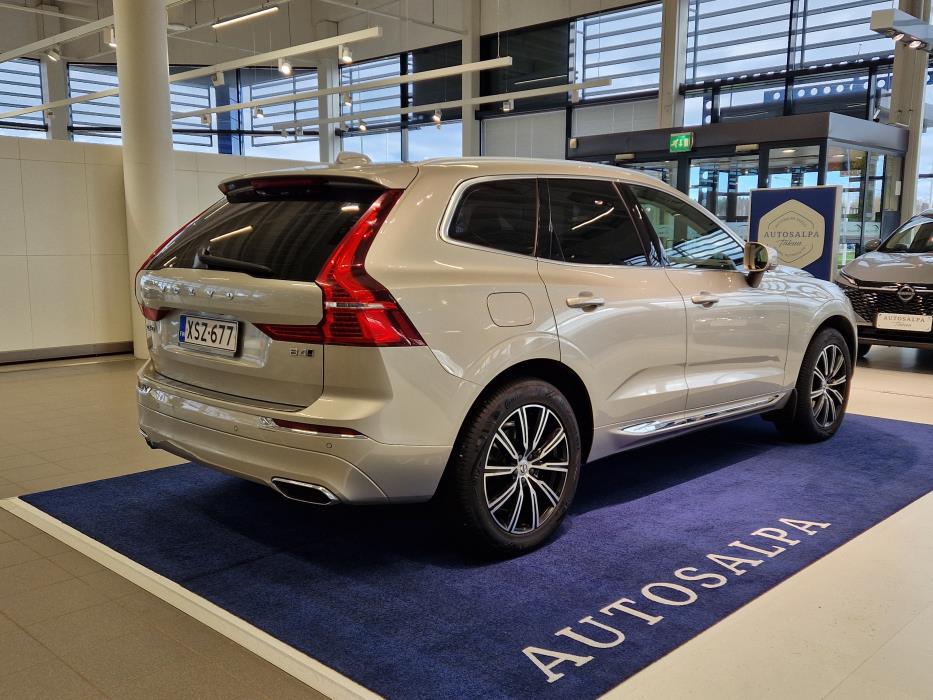 VOLVO XC60 2021