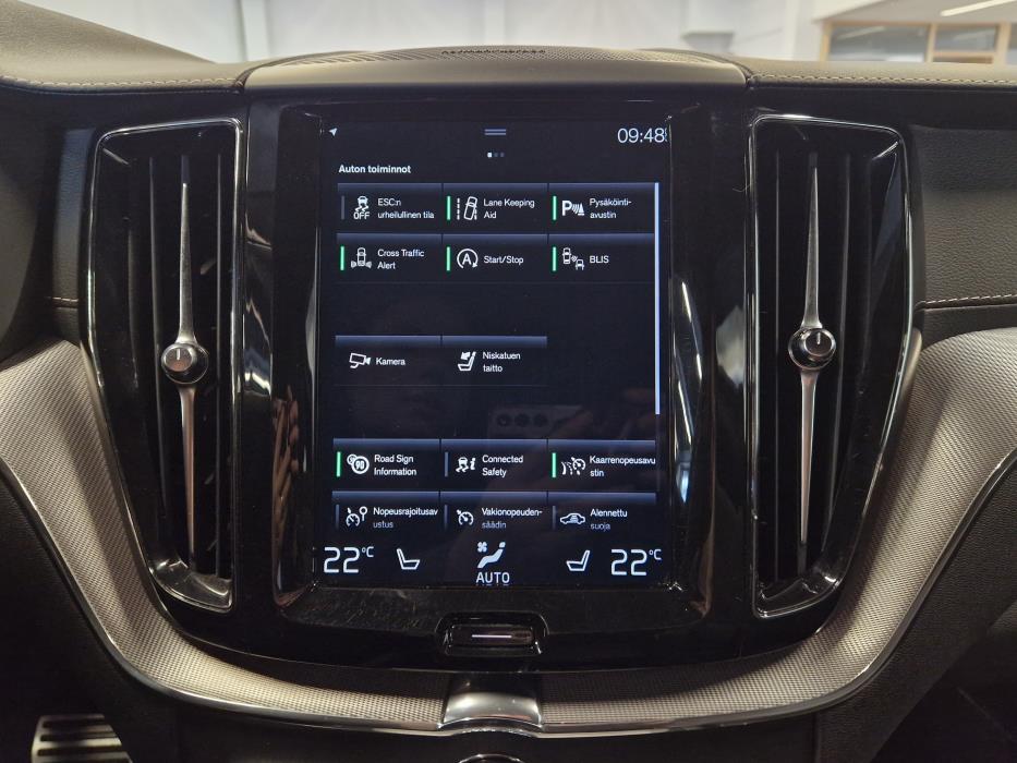 VOLVO XC60 2020