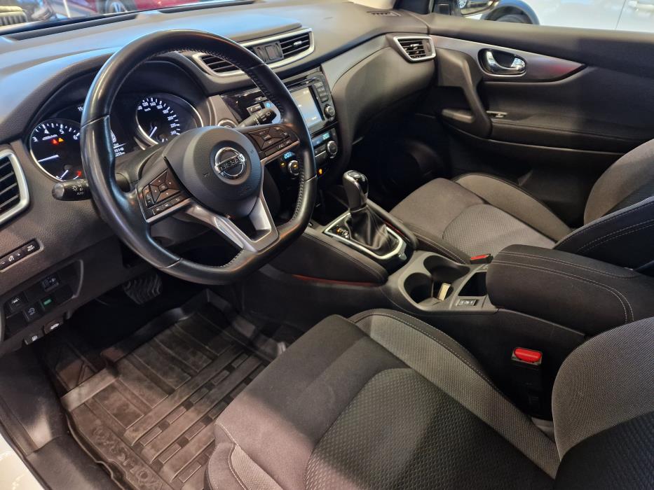 NISSAN Qashqai 2018