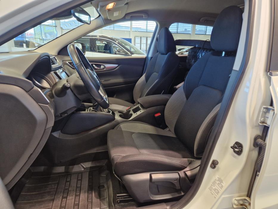 NISSAN Qashqai 2018