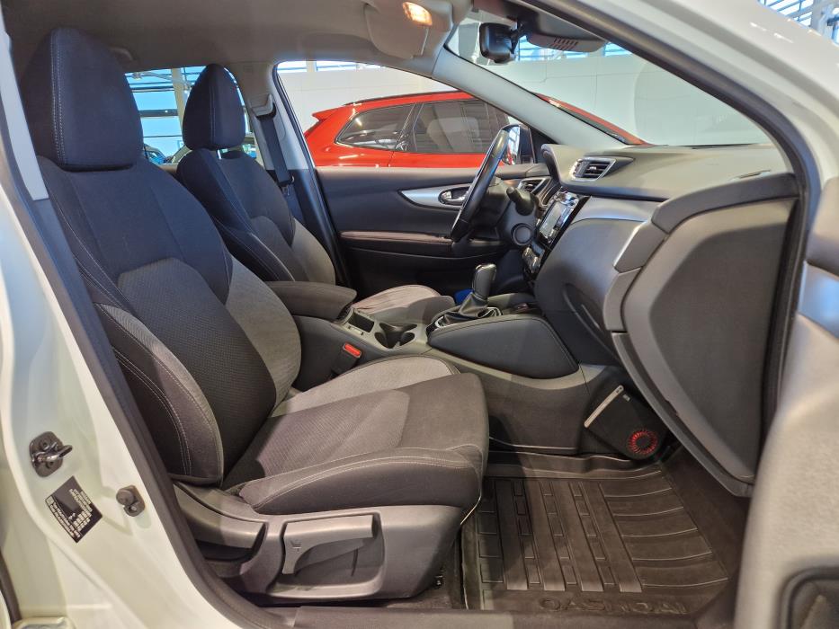 NISSAN Qashqai 2018