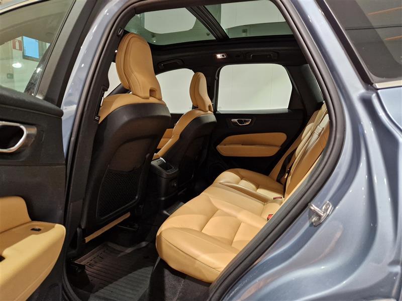 VOLVO XC60 2019