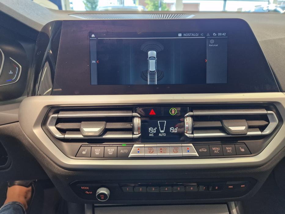 BMW 320 2021