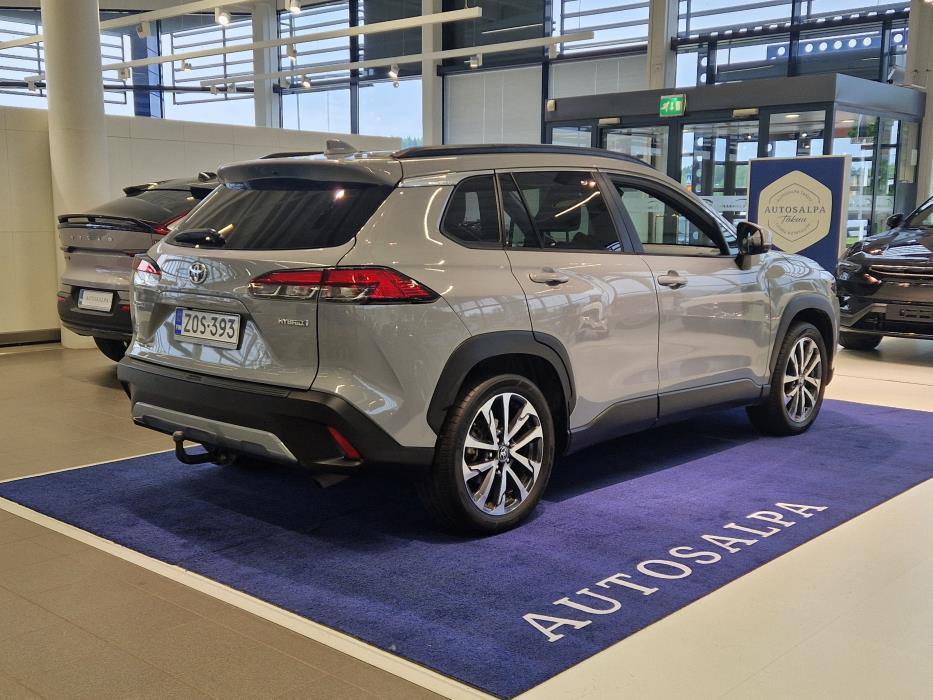 TOYOTA Corolla Cross 2023