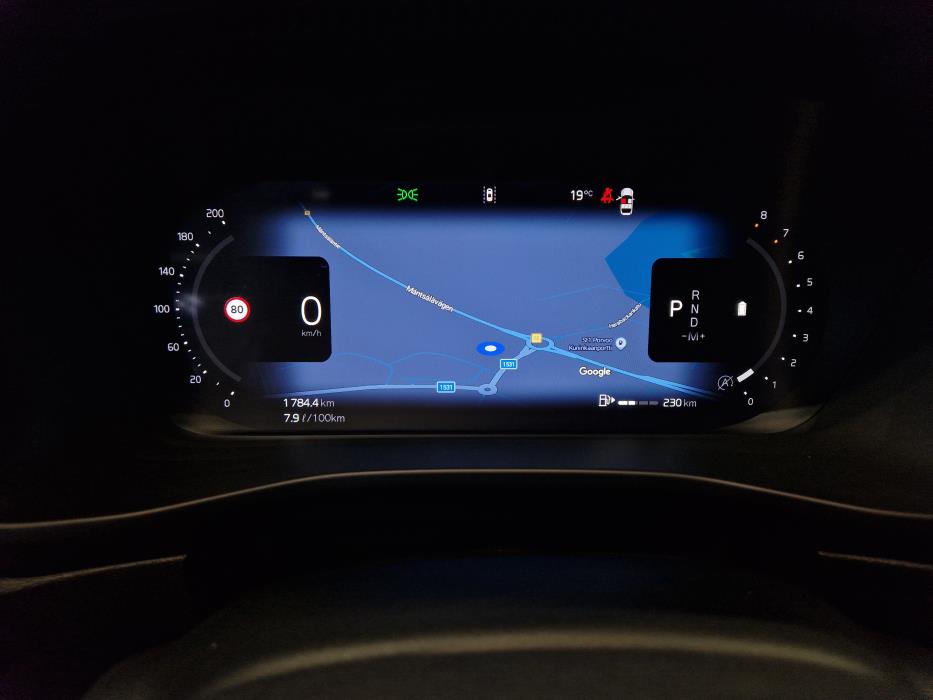 VOLVO XC40 2024