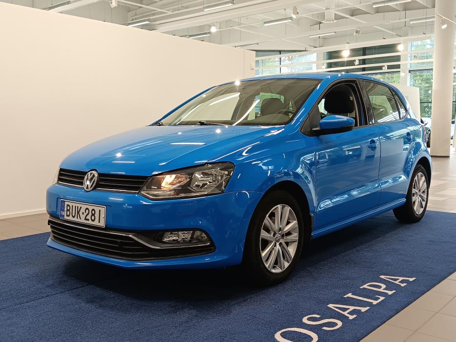 VOLKSWAGEN Polo 2015