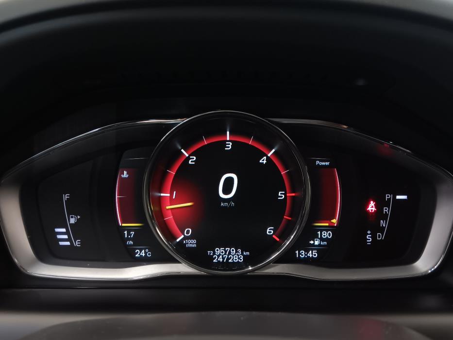 VOLVO XC60 2017
