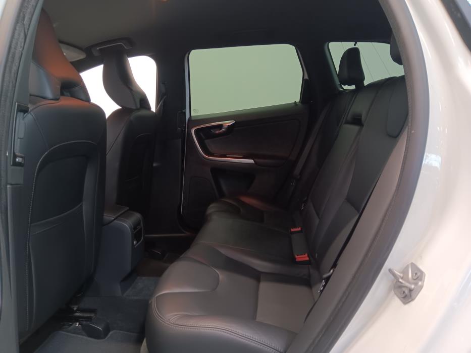 VOLVO XC60 2017