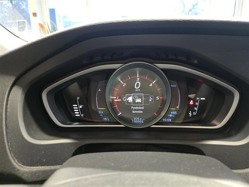 VOLVO V40 Cross Country 2016