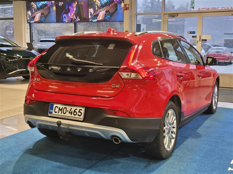 VOLVO V40 Cross Country 2016