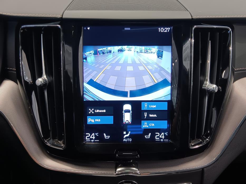 VOLVO XC60 2021