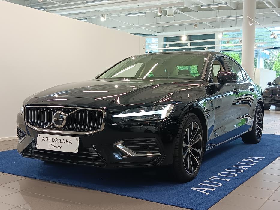 VOLVO S60 2023