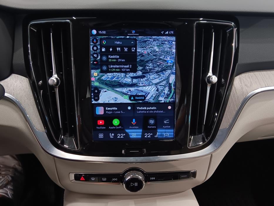 VOLVO S60 2023