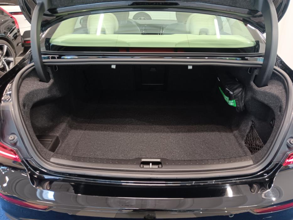 VOLVO S60 2023