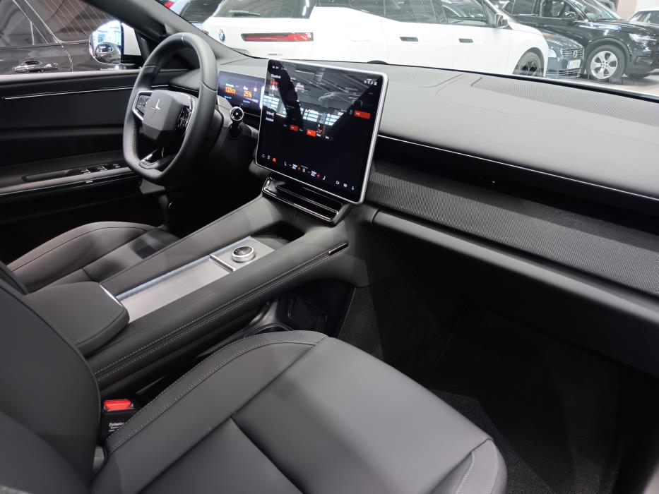 POLESTAR 4 2026