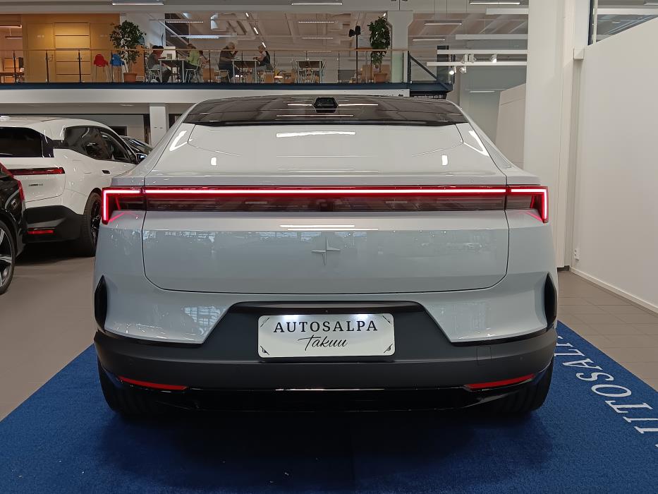 POLESTAR 4 2026