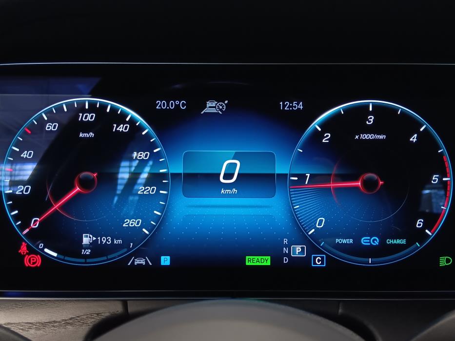 MERCEDES-BENZ E 2023